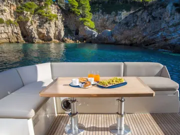 Gallery photo of Prestige Yachts 460 in Dubrovnik