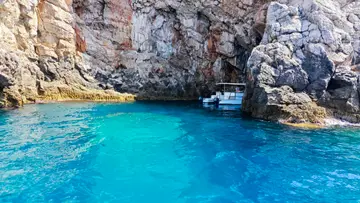 blue_cave_private_boat_tour_dubrovnik.jpg