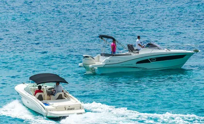Speedboat tours from Dubrovnik. Explore the Elaphiti Islands with Sea Ray 240 Sunsport and Cap Camarat 9 WA
