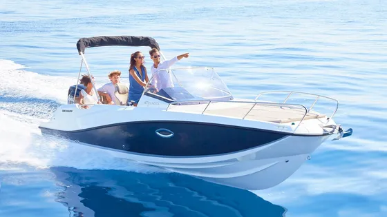 Family boat tour Dubrovnik | Explore Adriatic with Tendo Luxury Travel Medium class speedboat