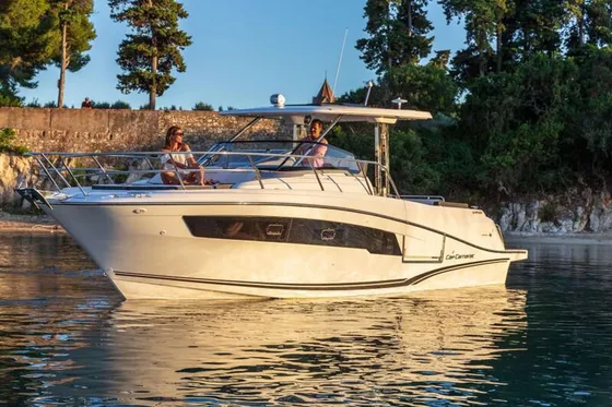Jeanneau Cap Camarat 10.5 WA - Series II