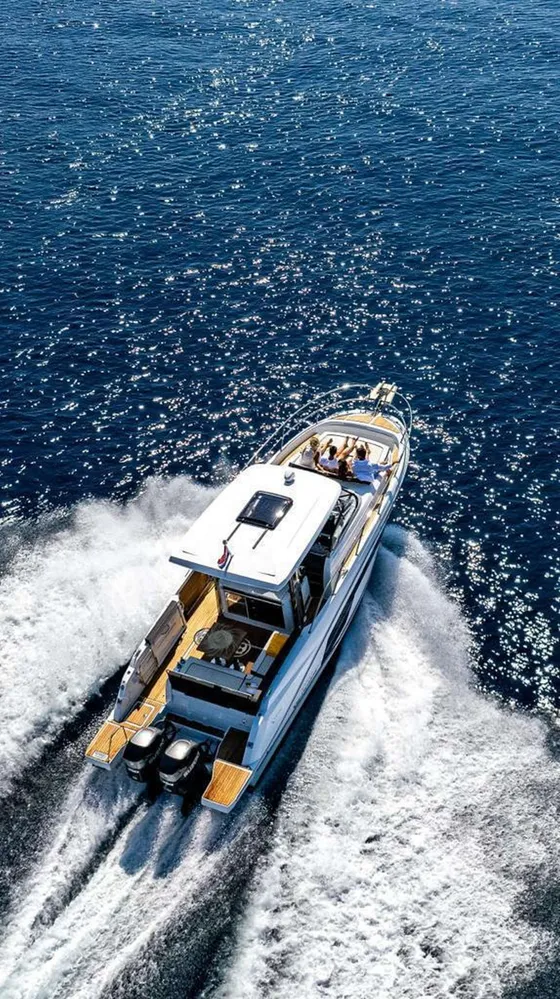 Explore Elafiti Islands on private boat tour. Stunning views, crystal waters, ultimate comfort.