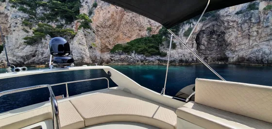 Ferretti 43