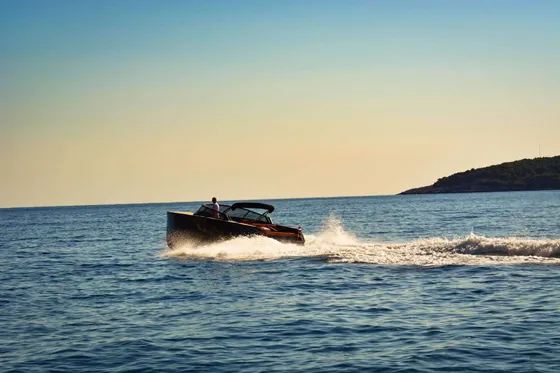 Dubrovnik boat tour | Luxury speedboat rental | Tendo Travel Croatia