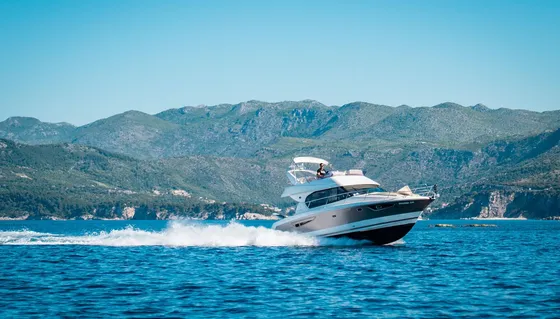 private jeanneau prestige 39 fly excursion image 4