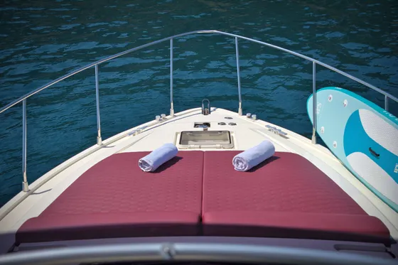 ferretti_43_fly_charter_Dubrovnik_012.jpg