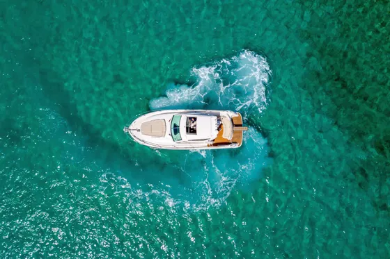 Prestige 34 motor yacht charter in Split - photo 07