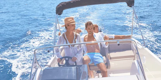 Family enjoying luxury boat trip in Dubrovnik - Private Boat Tours