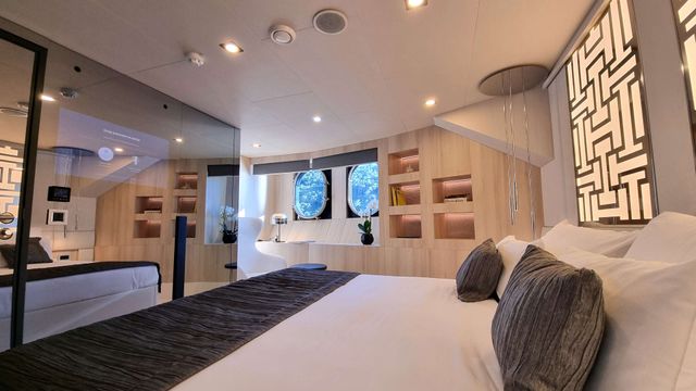 Private Boat Tour Dubrovnik Elafiti Islands & Mljet & Bowa