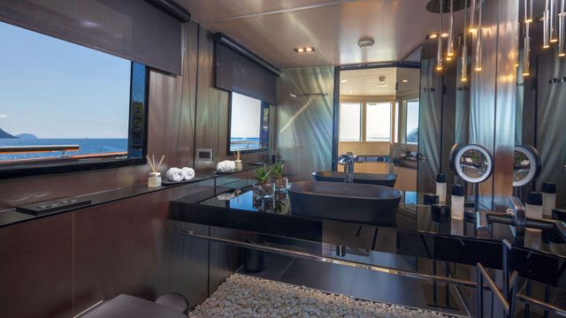 Private Boat Tour Dubrovnik Elafiti Islands & Mljet & Bowa