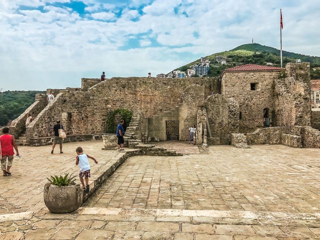 Create your own custom itinerary for a private boat tour.