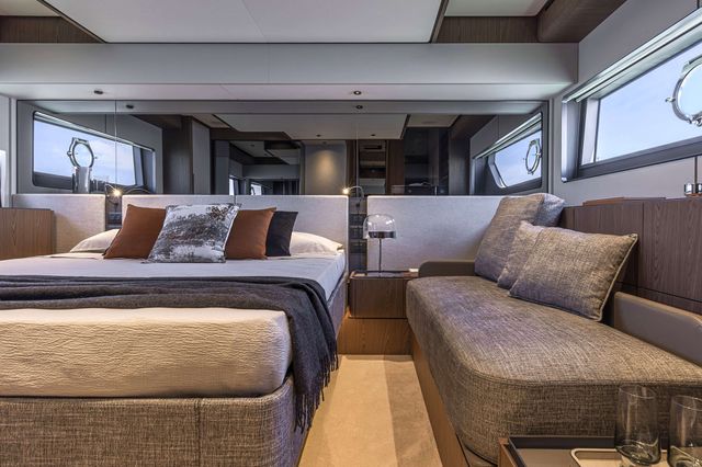 Ferretti yacht charter Durovnik 2025