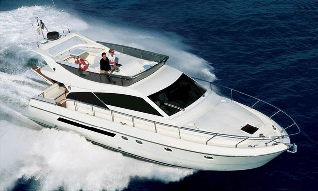 Ferretti 43