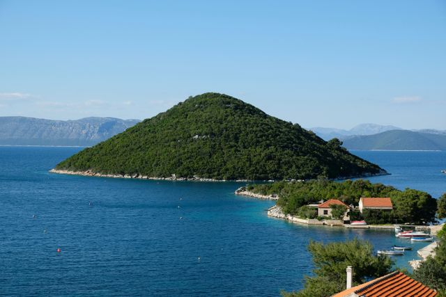 Mljet Island private boat tour from Dubrovnik. Explore hidden coves and pristine nature. Book your luxury escape today!