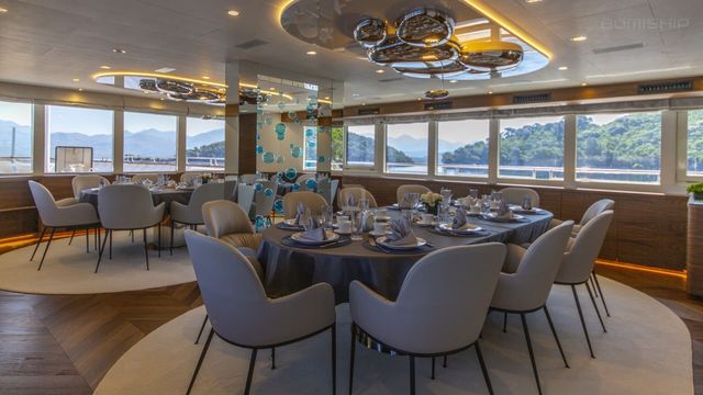 The brand new 52-foot custom-made M/Y Anthea