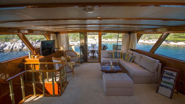 Boward marine vintage luxury yacht