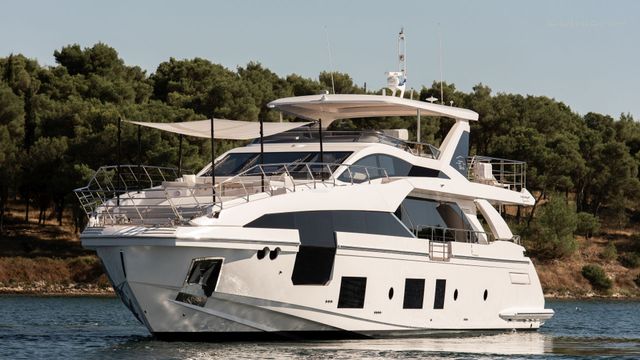 Azimut M/Y Dawo - Luxury yacht for charter in Croatia