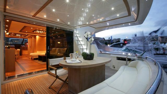 Luxury crewed yacht Evo Marine 760 charter in Croatia