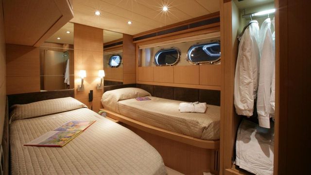 Luxury crewed yacht Evo Marine 760 charter in Croatia