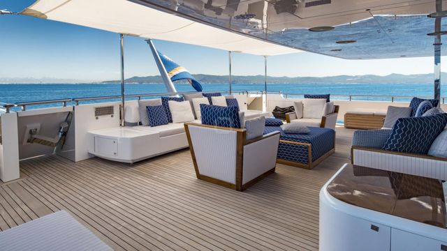 Seven-star experience, this yacht is ideal for up to 12 pax