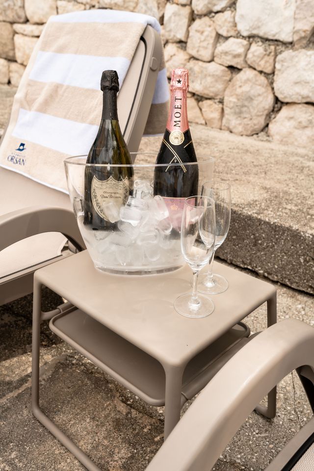 Champange on the tour